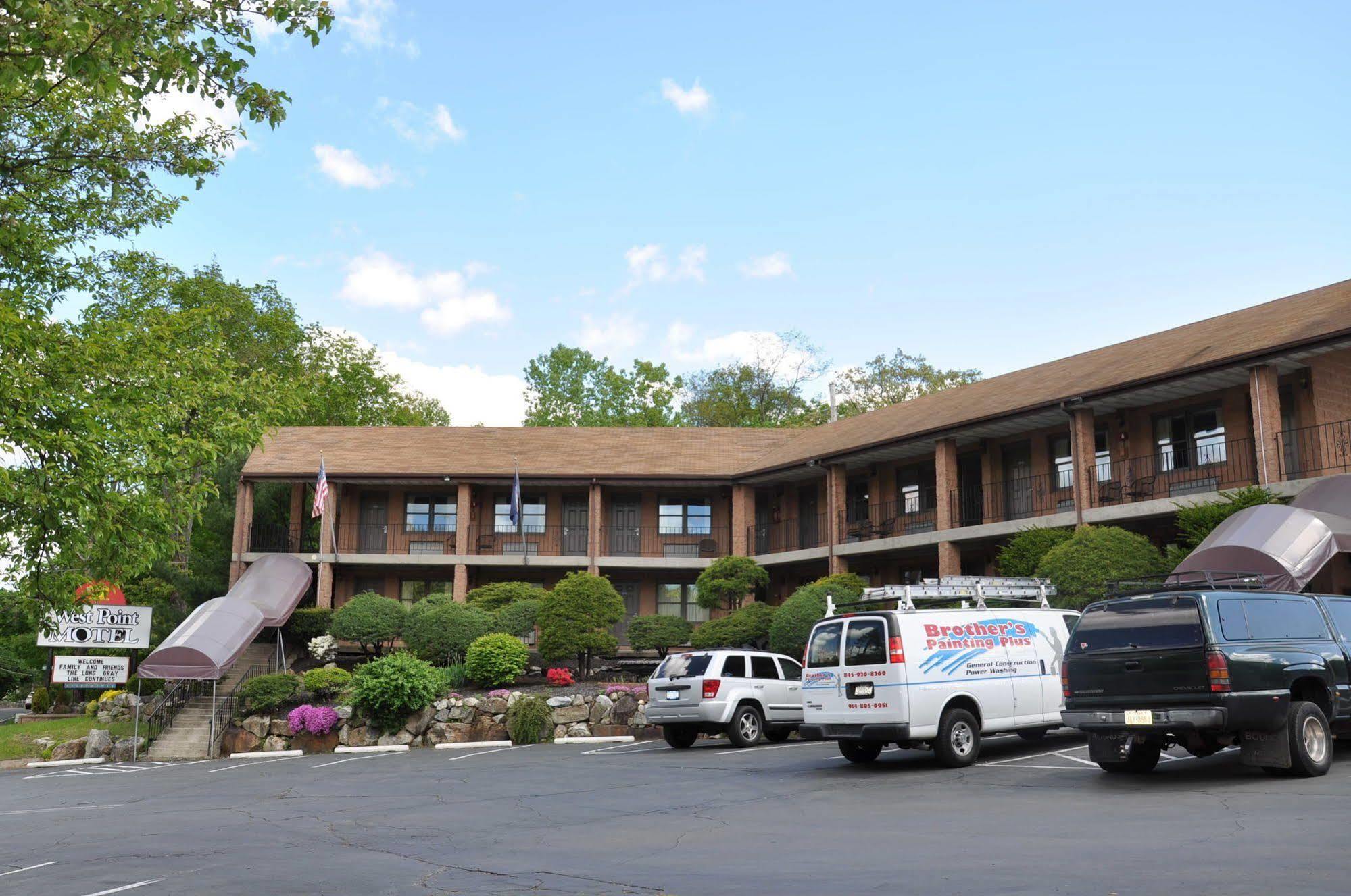 West Point Motel ハイランドフォールズ エクステリア 写真