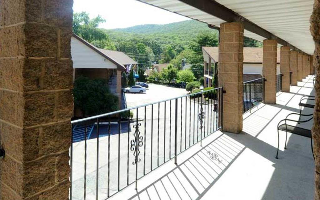 West Point Motel ハイランドフォールズ エクステリア 写真